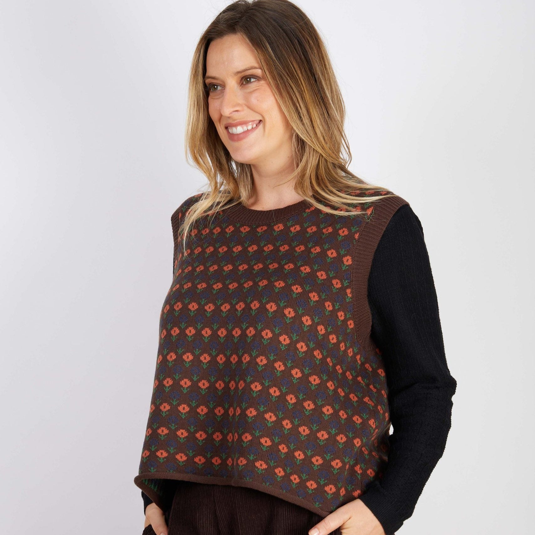 Flower Vest | Chocolate