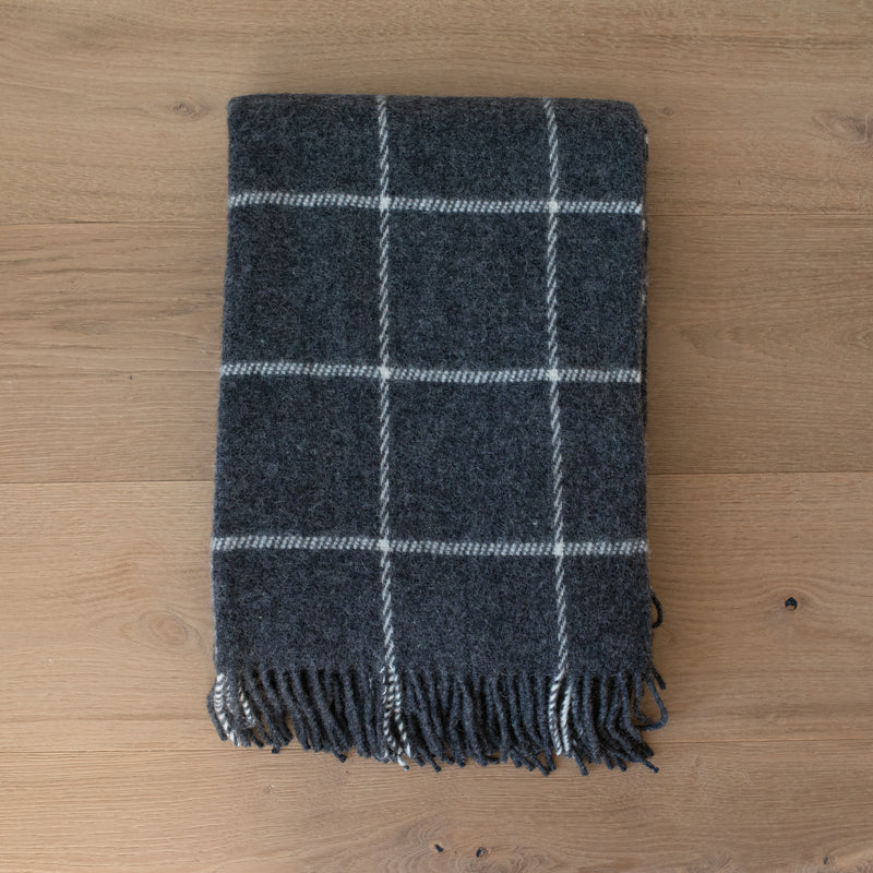 Klippan NZ Wool Blanket | Vinga Dark Grey