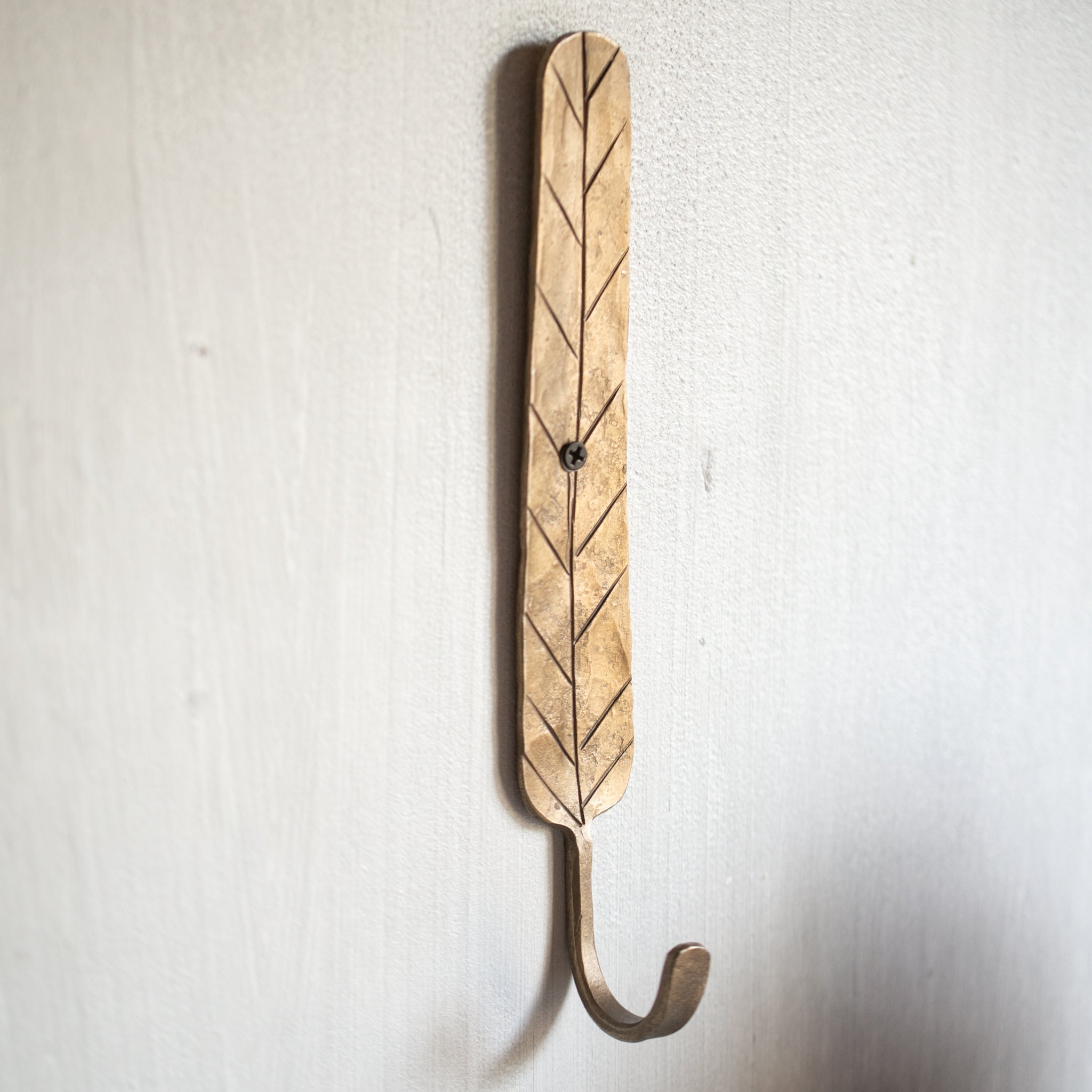 Long Leaf Hook |  Antique Finish | 22cm