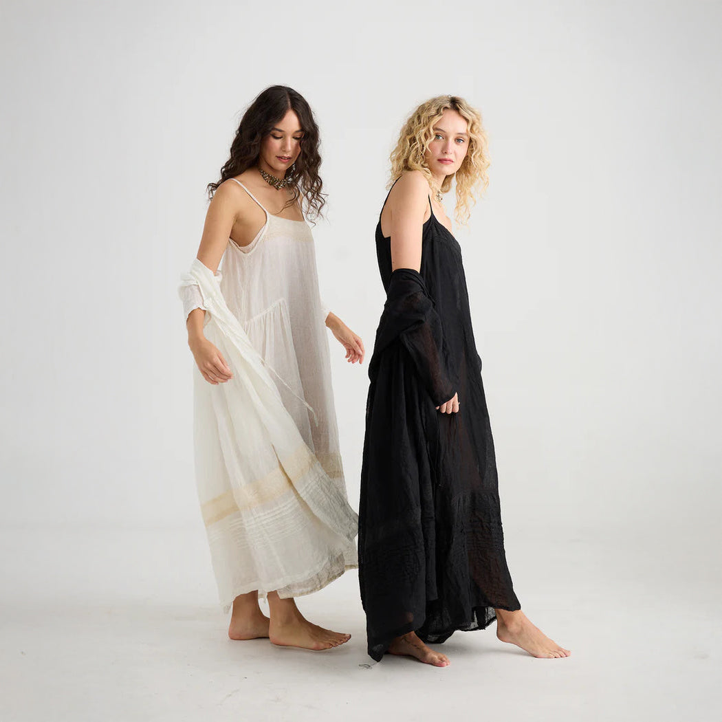 Enchantress Long Linen Coat | Cream