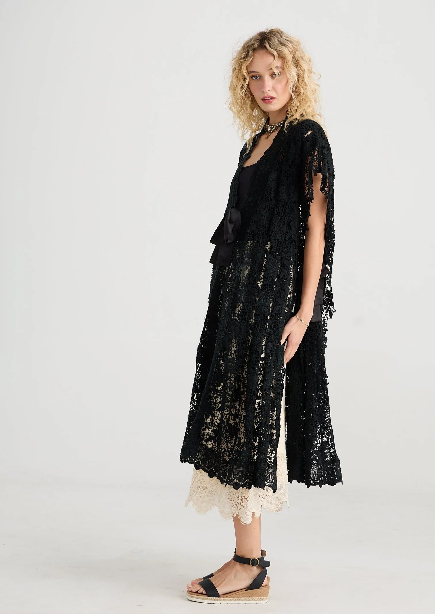 Empress Lace Duster | Ebony