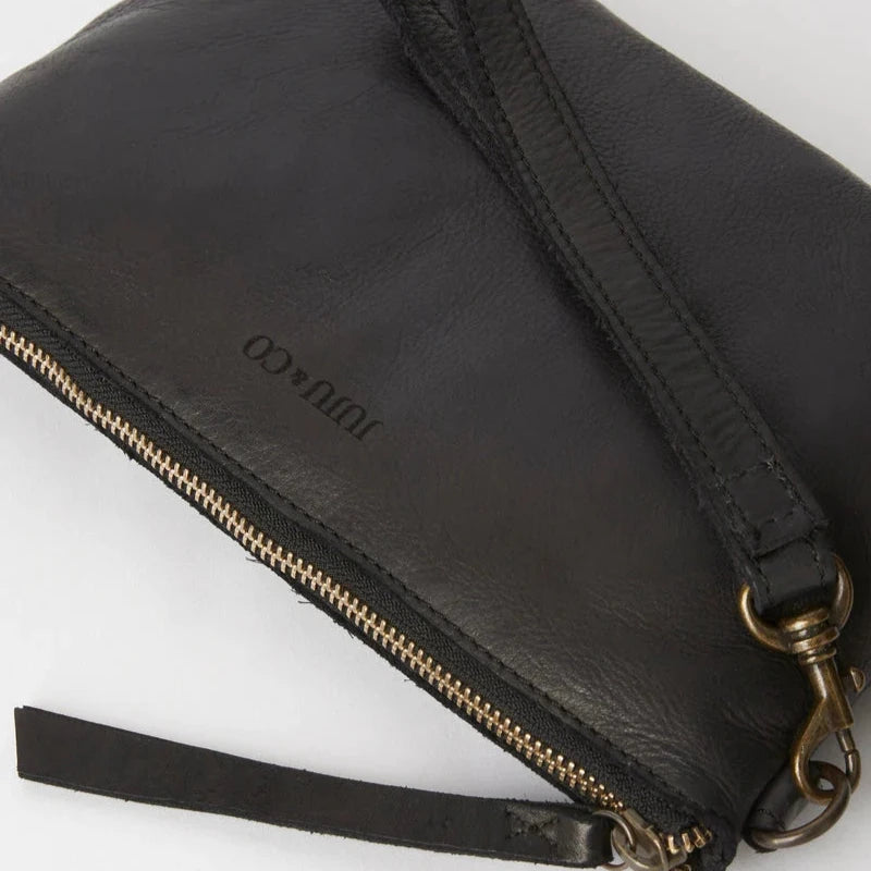 Juju & Co. | Monterey Crossbody Bag | Black