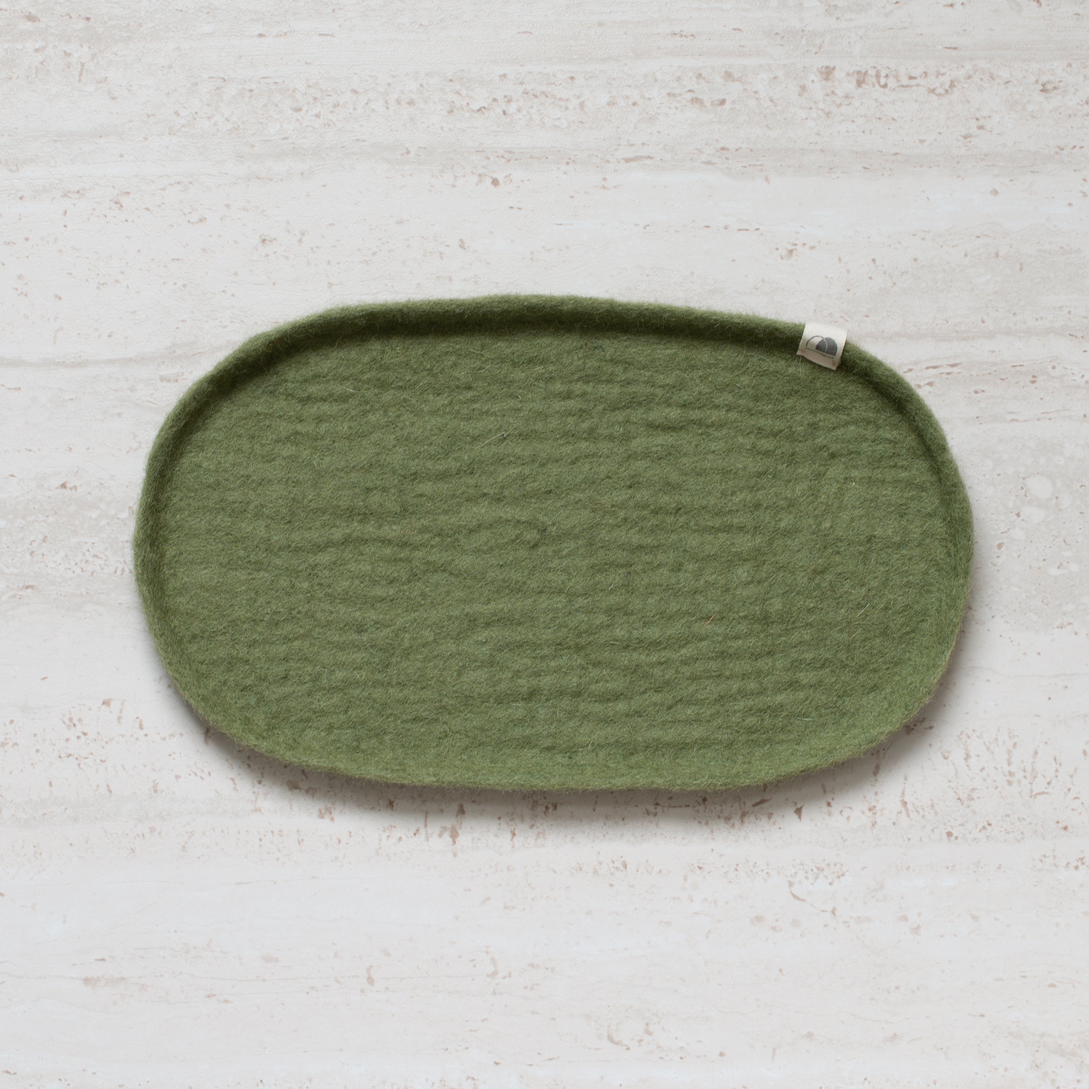 Muskhane Wool Felt Plato | Oval | Sage