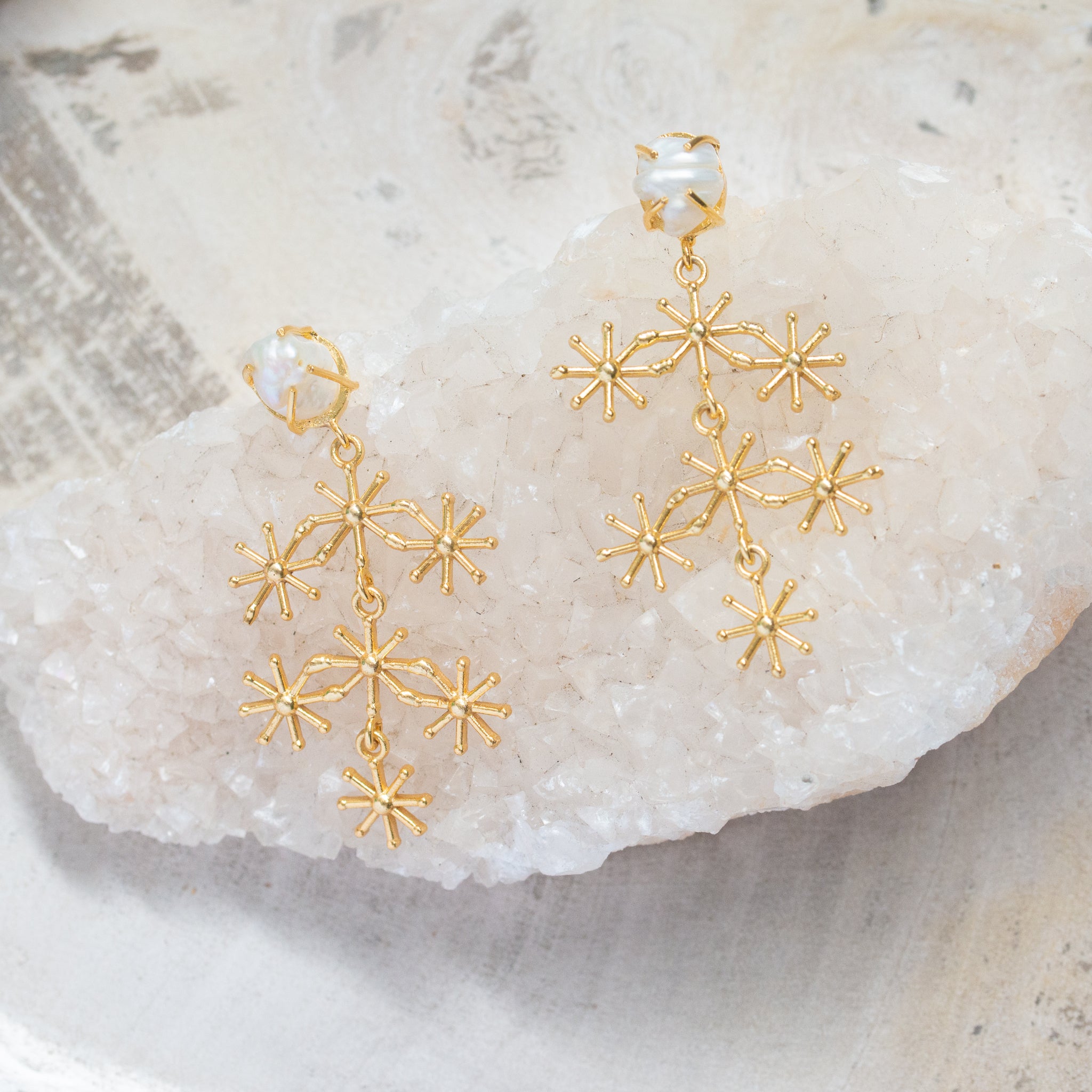 Raw Crystal Stone Earrings | Pearl Starburst