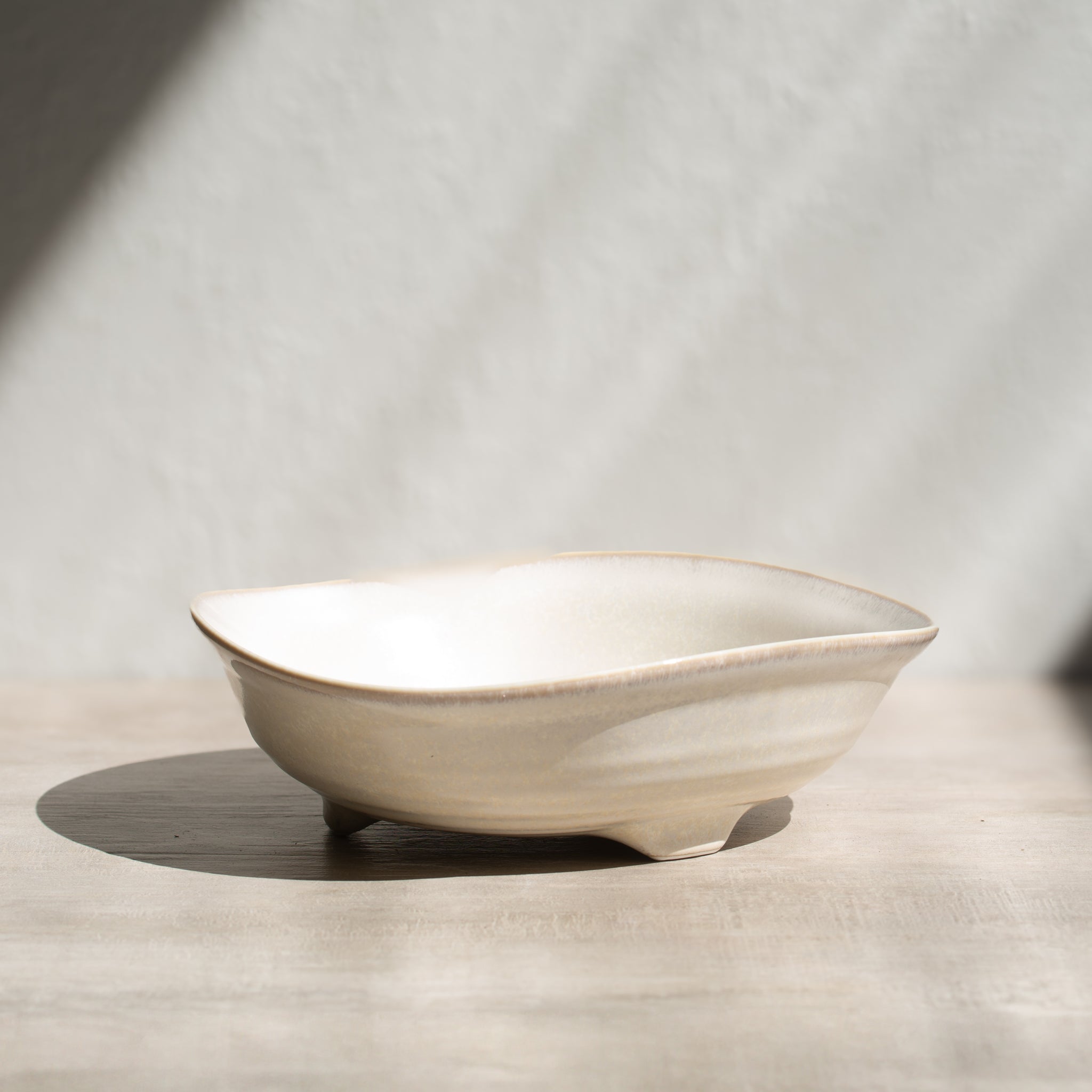 Japanese Ceramics | Wabi Sabi Footed Bowl | Pearl