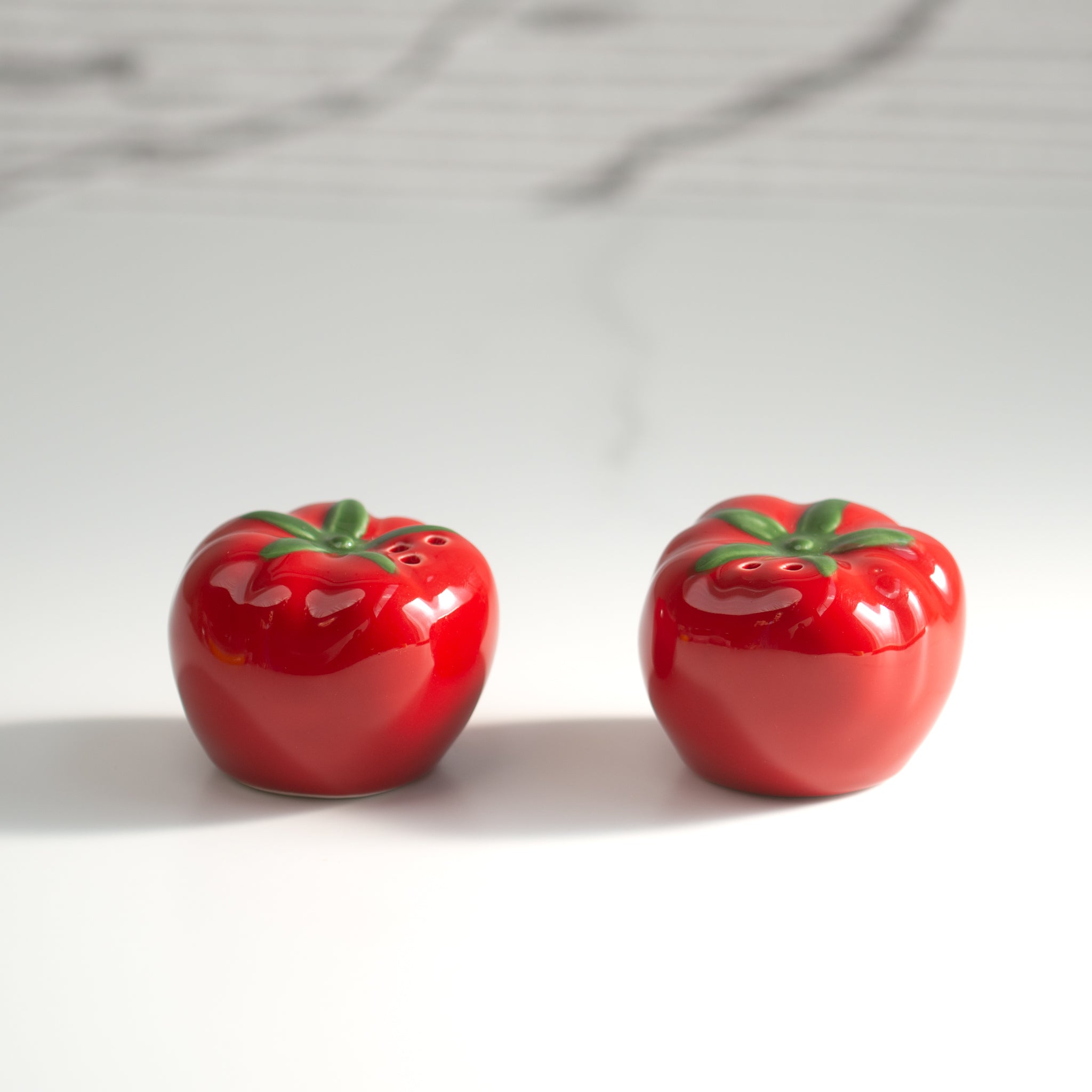 Ceramic Salt + Pepper Shakers | Pomodoro