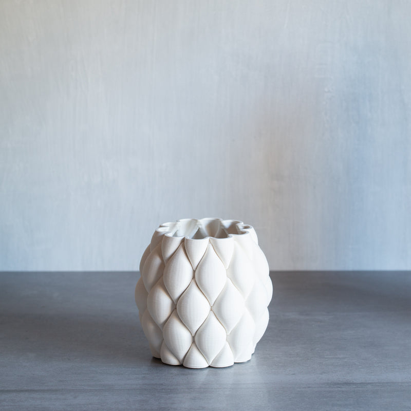 Ceramic Vase | Quiltet | White