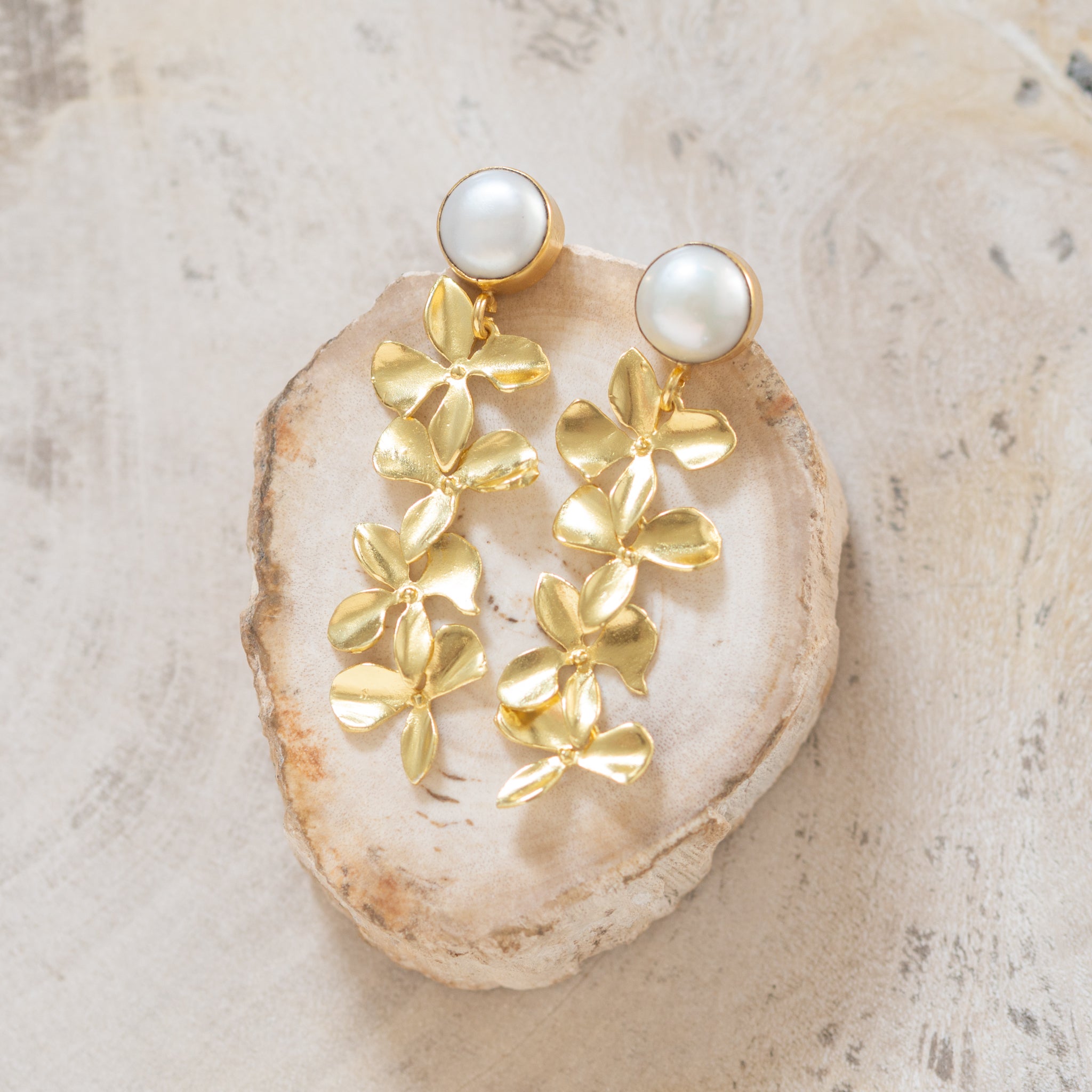 Raw Crystal Stone Earrings | Pearl Flower Drops