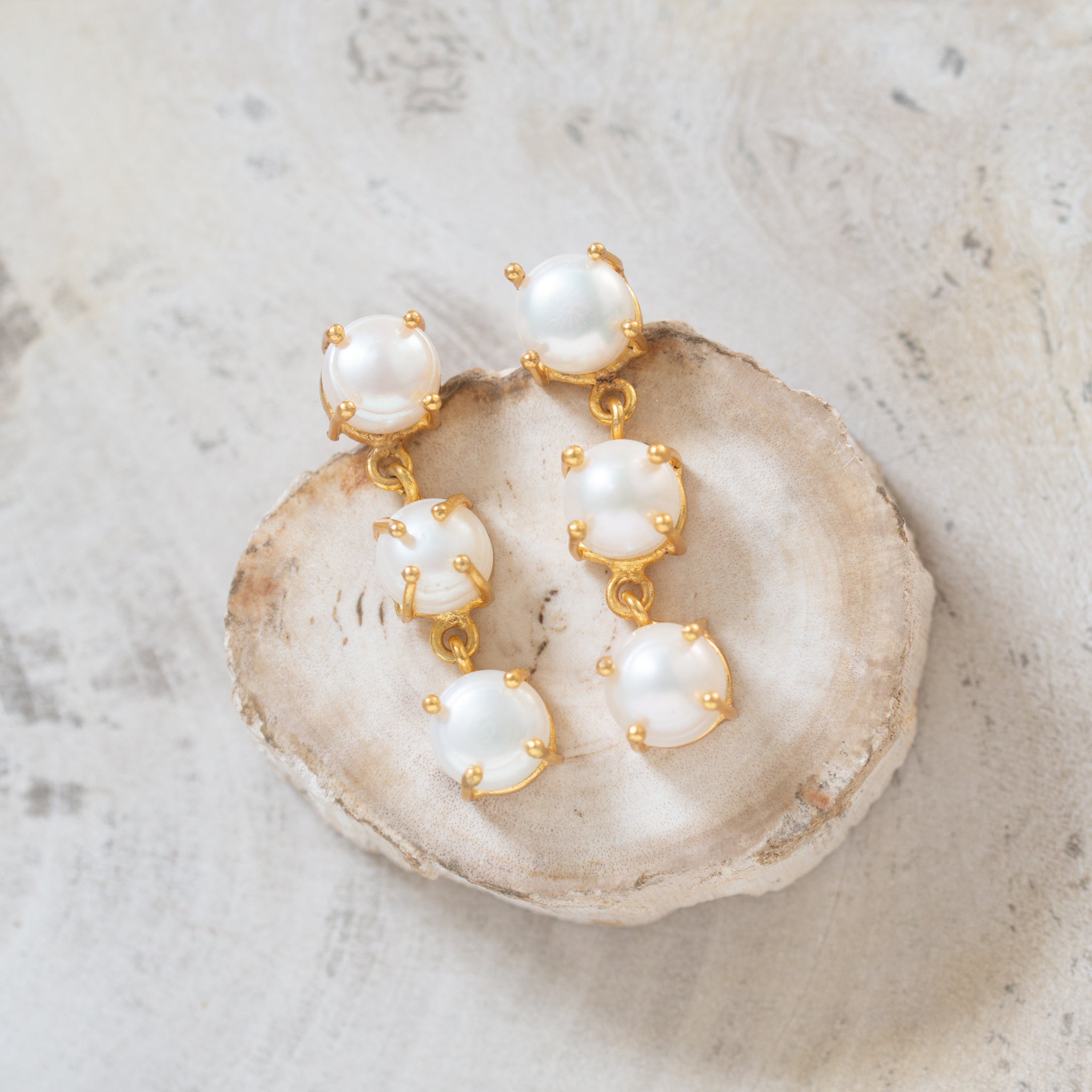 Raw Crystal Stone Earrings | Pearl Claw