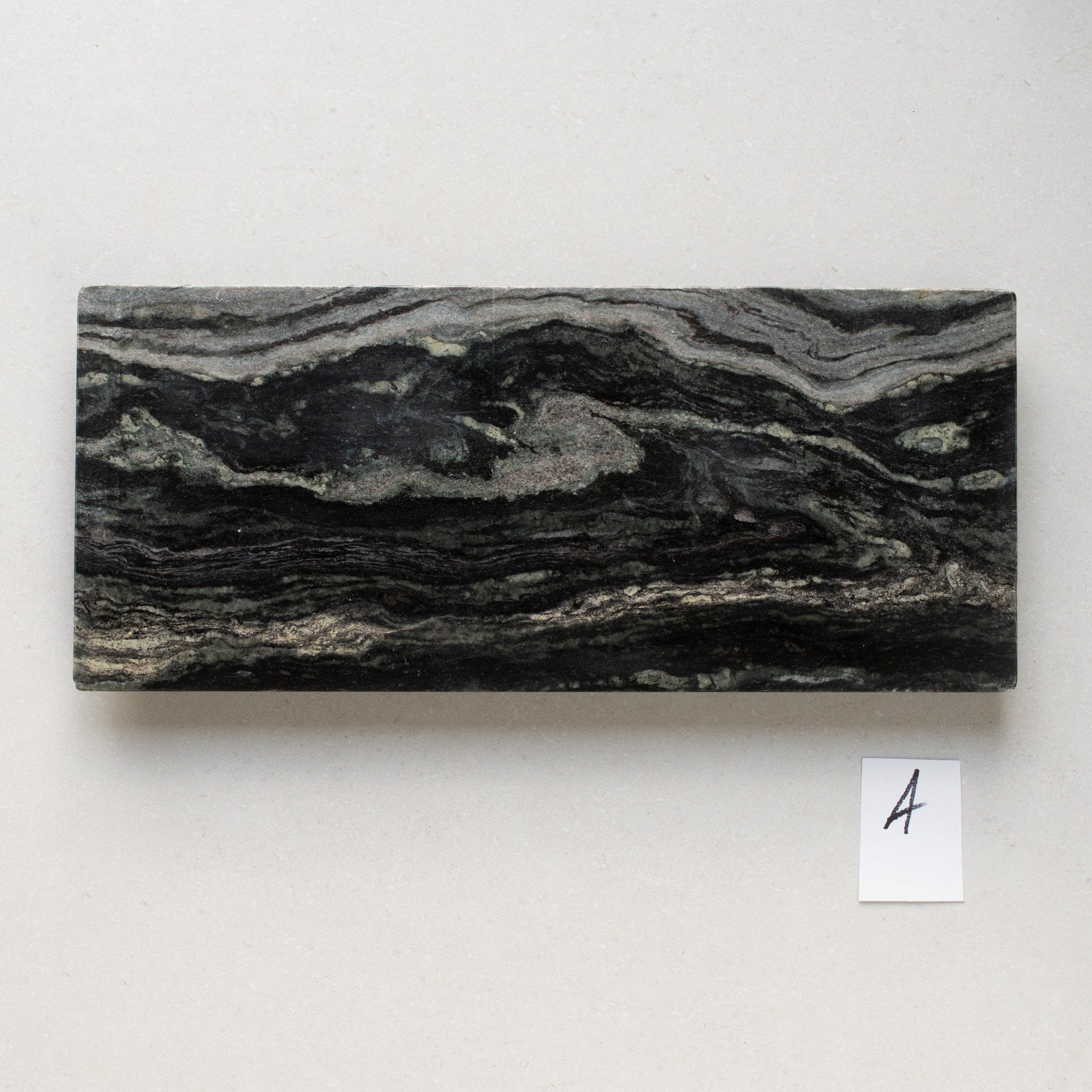 Marais Marble Tray | Black