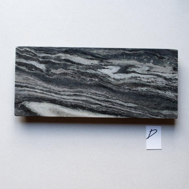 Marais Marble Tray | Black