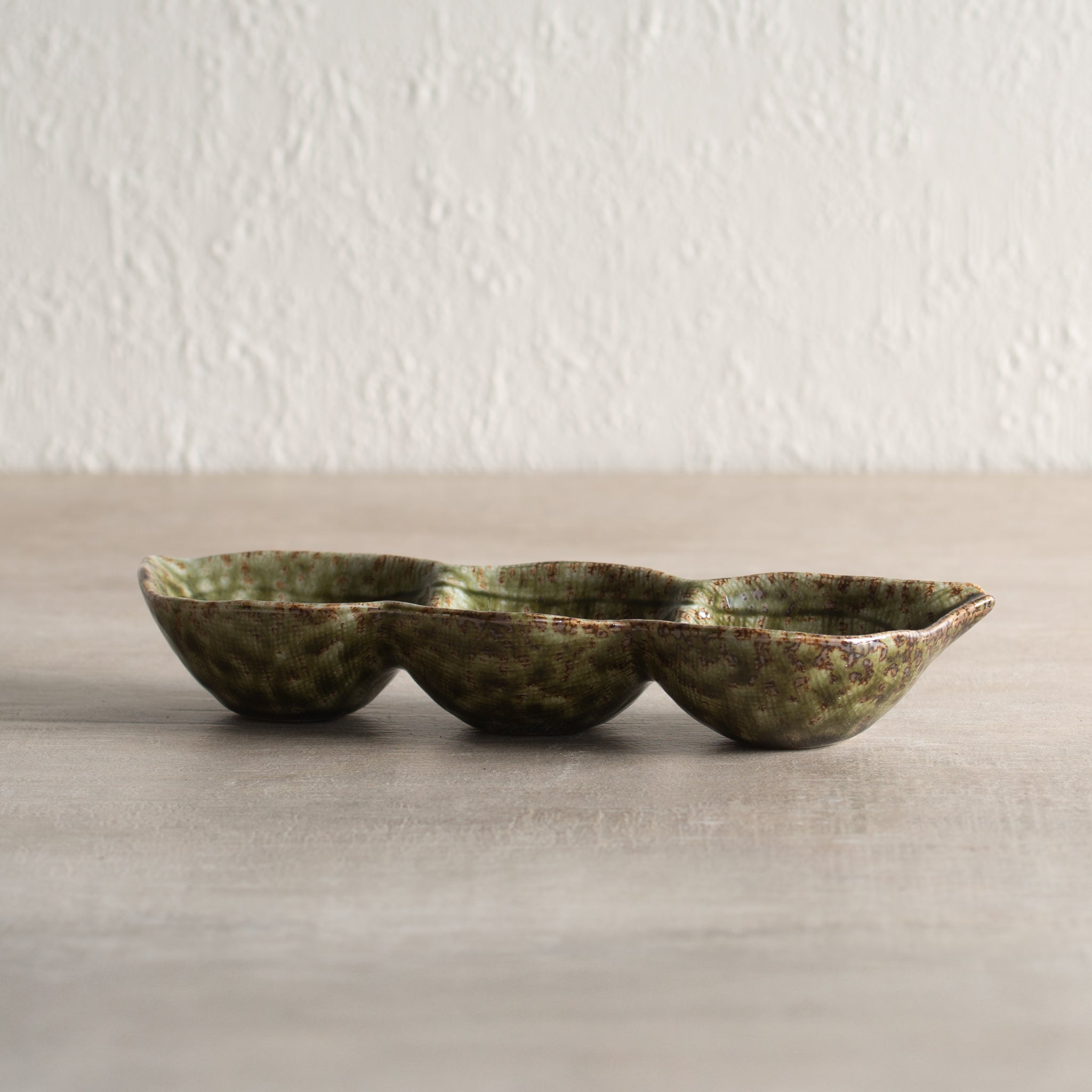 Japanese Ceramics | Triple Pod Dish | Sabi Green