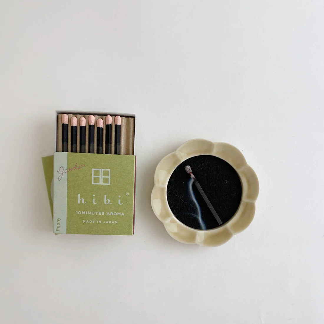 Japanese Incense | Hibi | Seto Porcelain Incense Dish | Sand