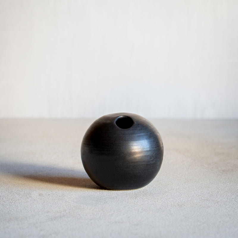 Japanese Ceramics | Sphere Vase | Matte Black