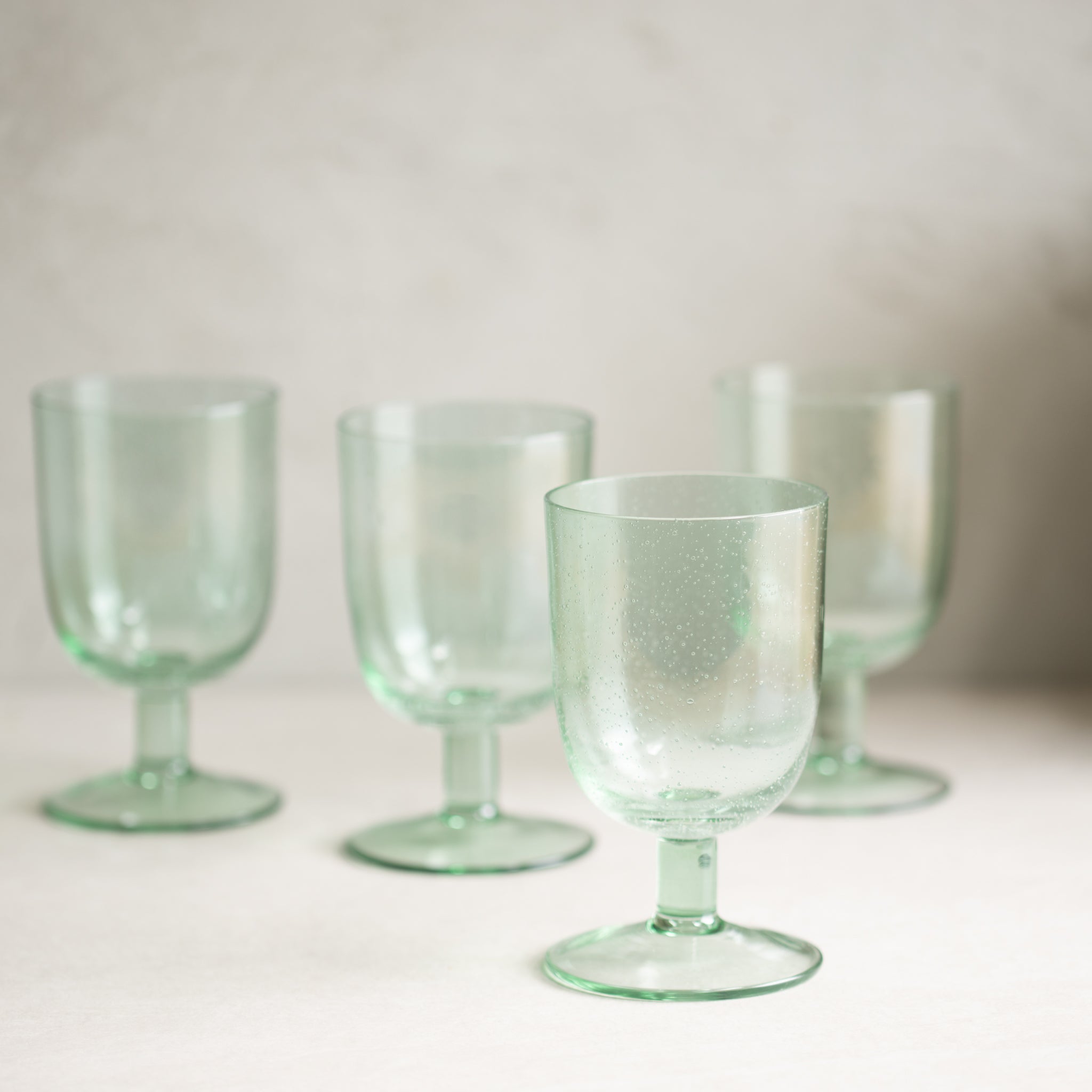 Bubble Glass Wine Glass | Pale Green