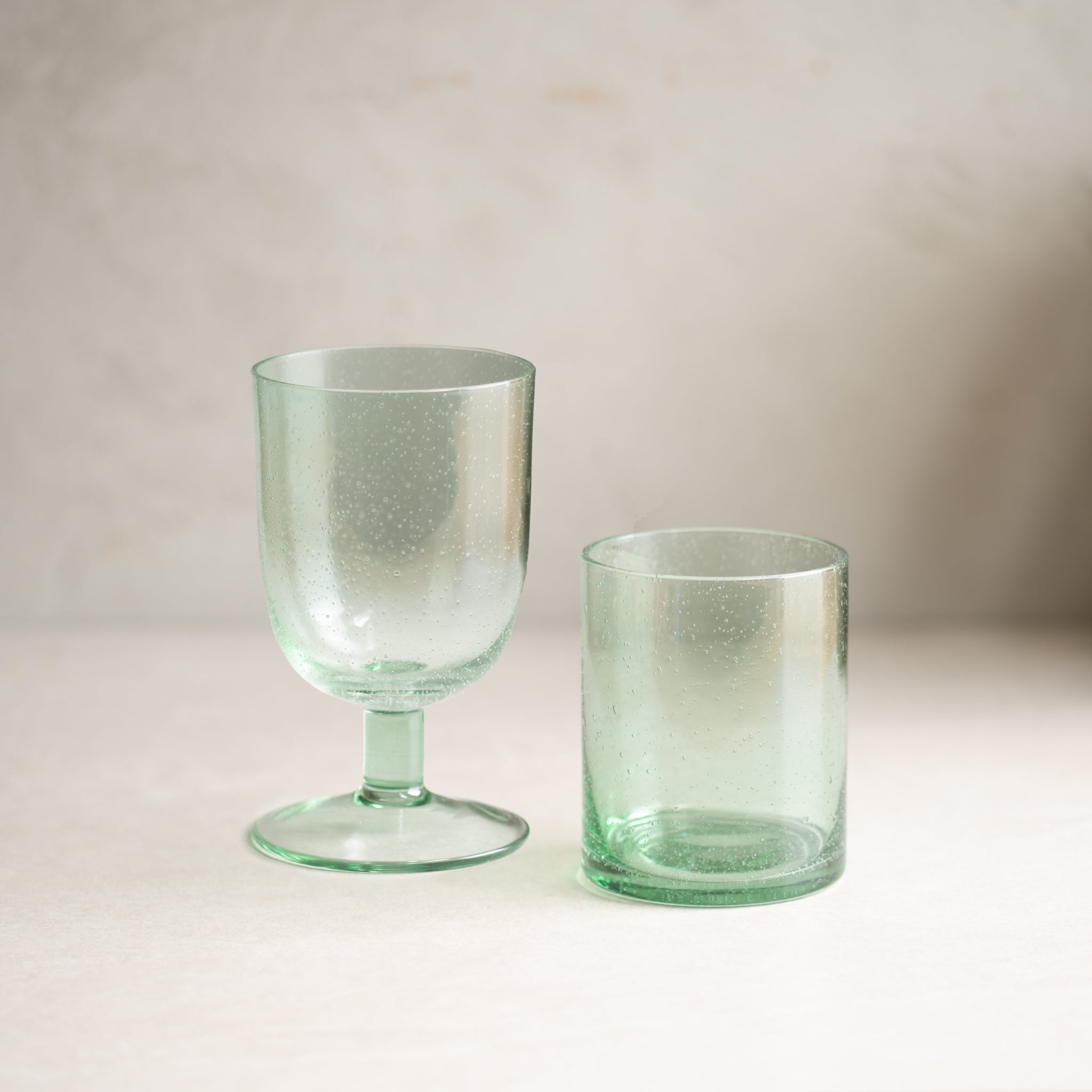 Bubble Glass Wine Glass | Pale Green