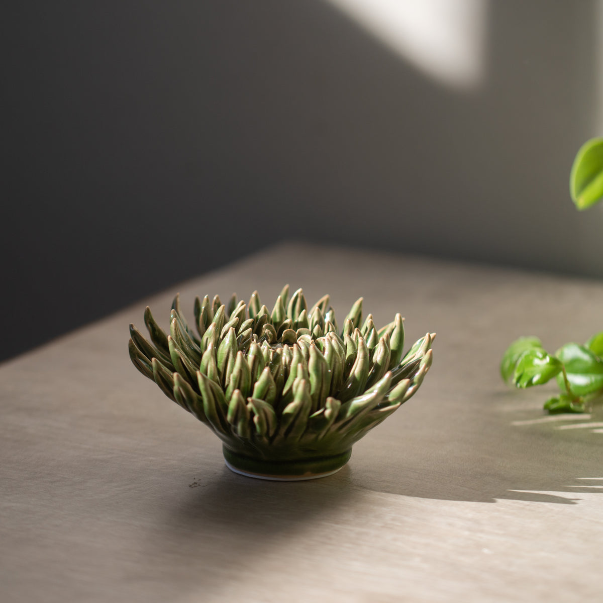 Ceramic Flowers | Chrysanthemum | Pistachio | Set/2