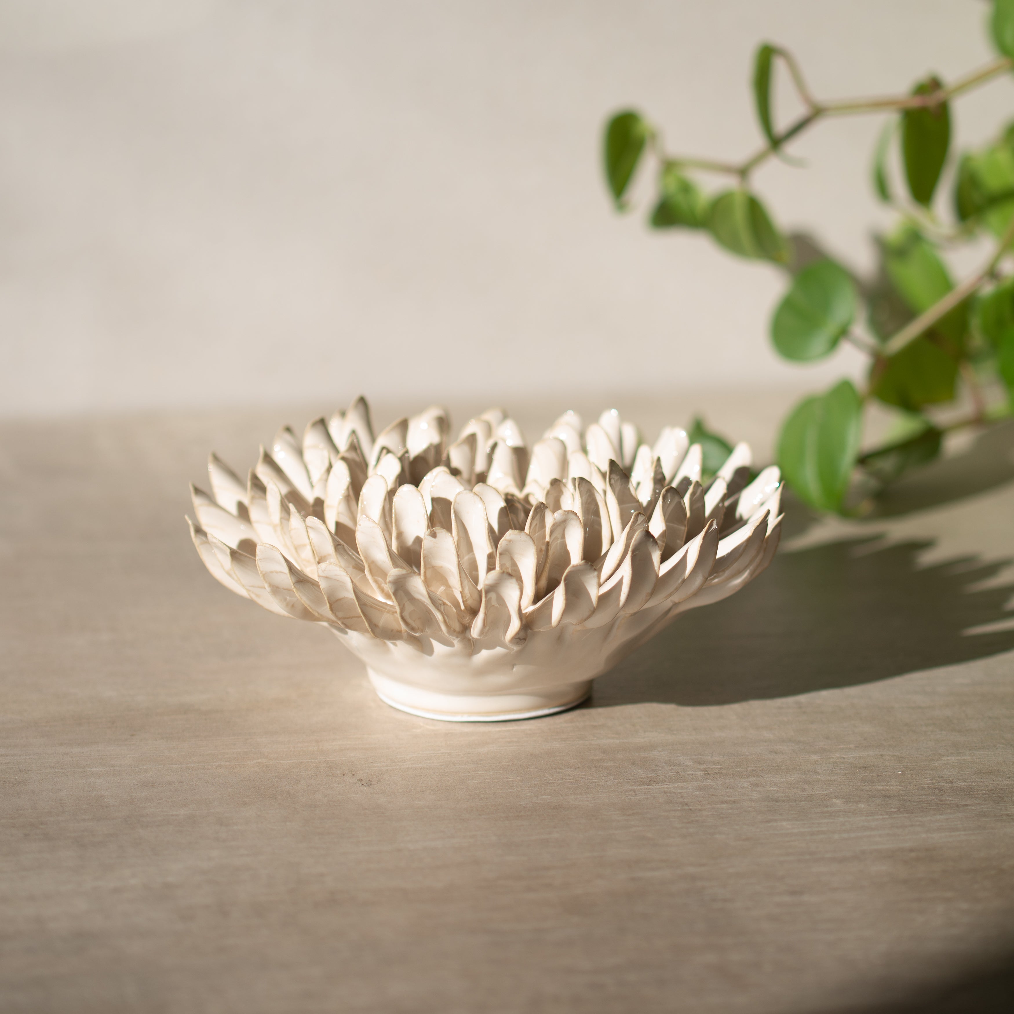 Ceramic Chrysanthemum | Winter White