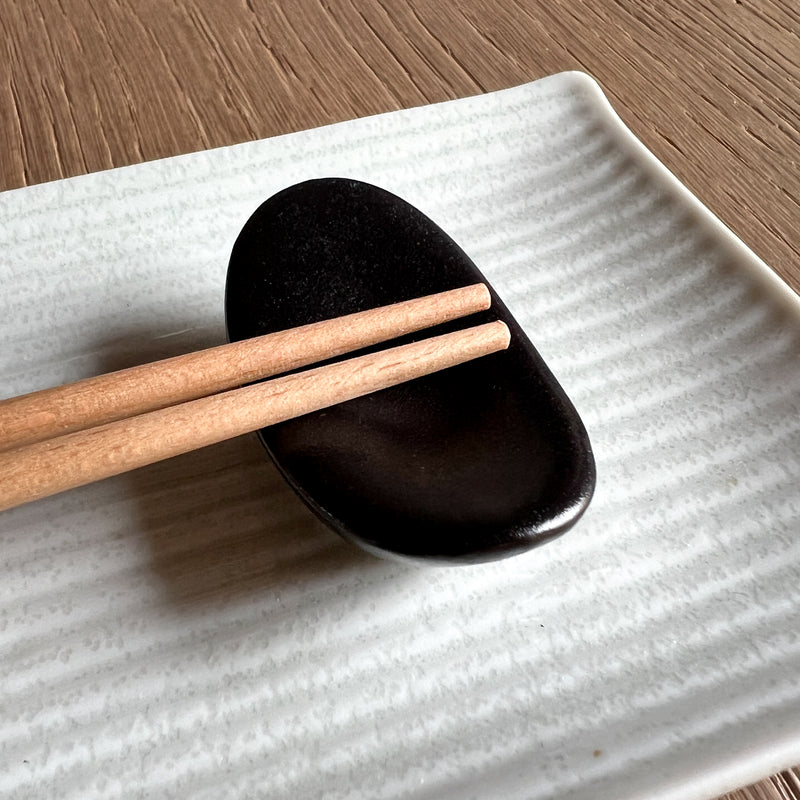 Chopstick Rest | Ceramic | Matte Black