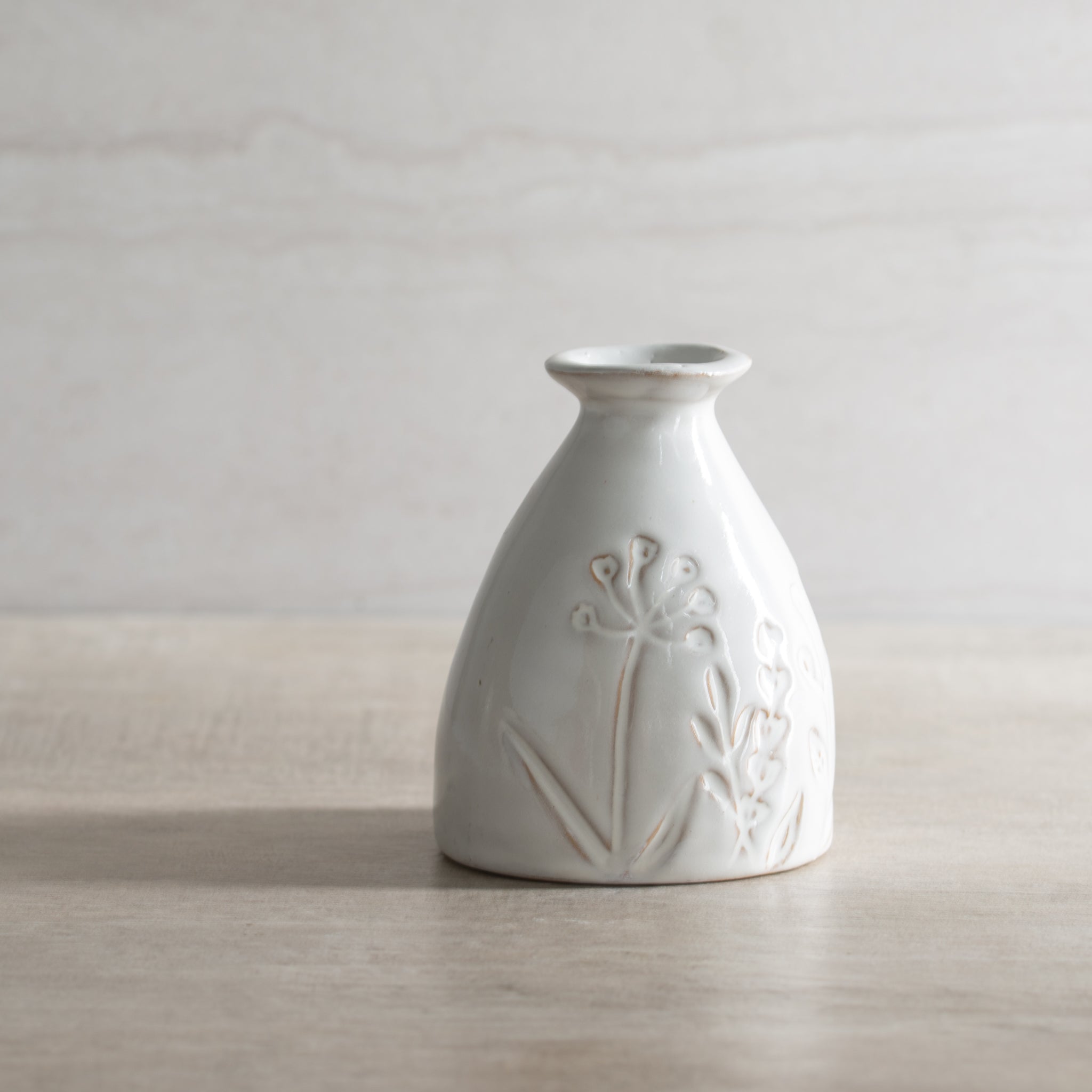 Hedgerow Ceramic Vase Short | White