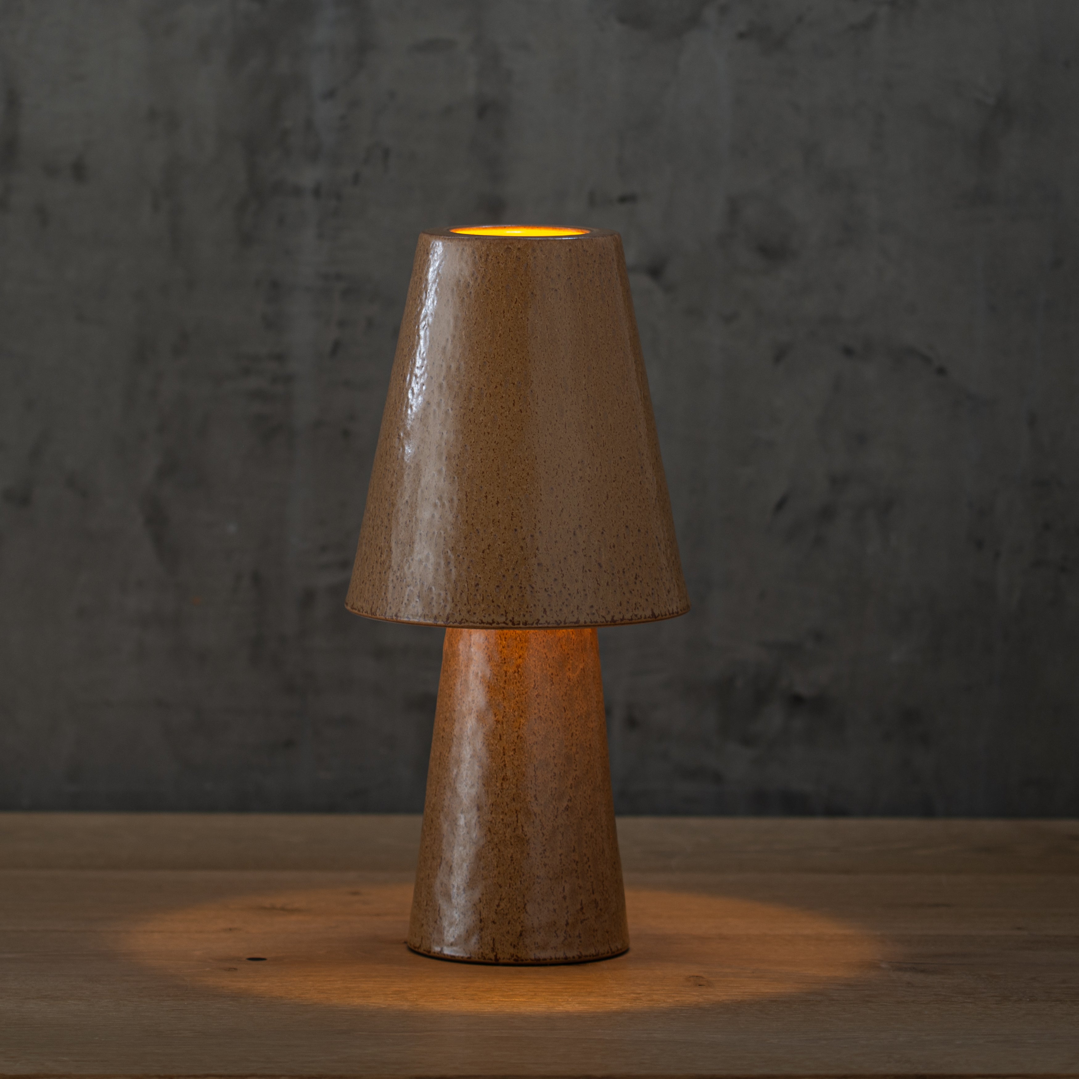 Honora Ceramic Lamp | Rust