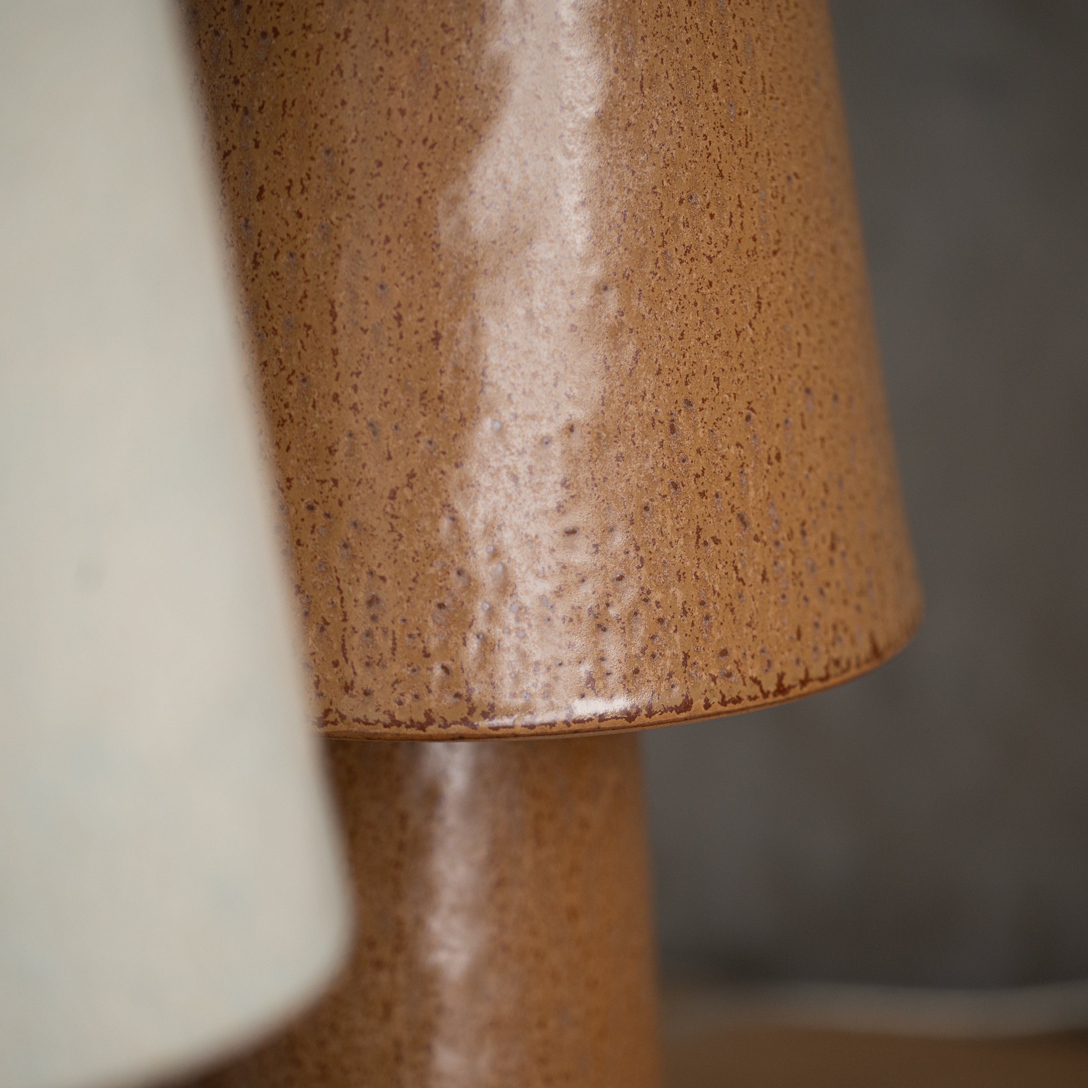 Honora Ceramic Lamp | Rust