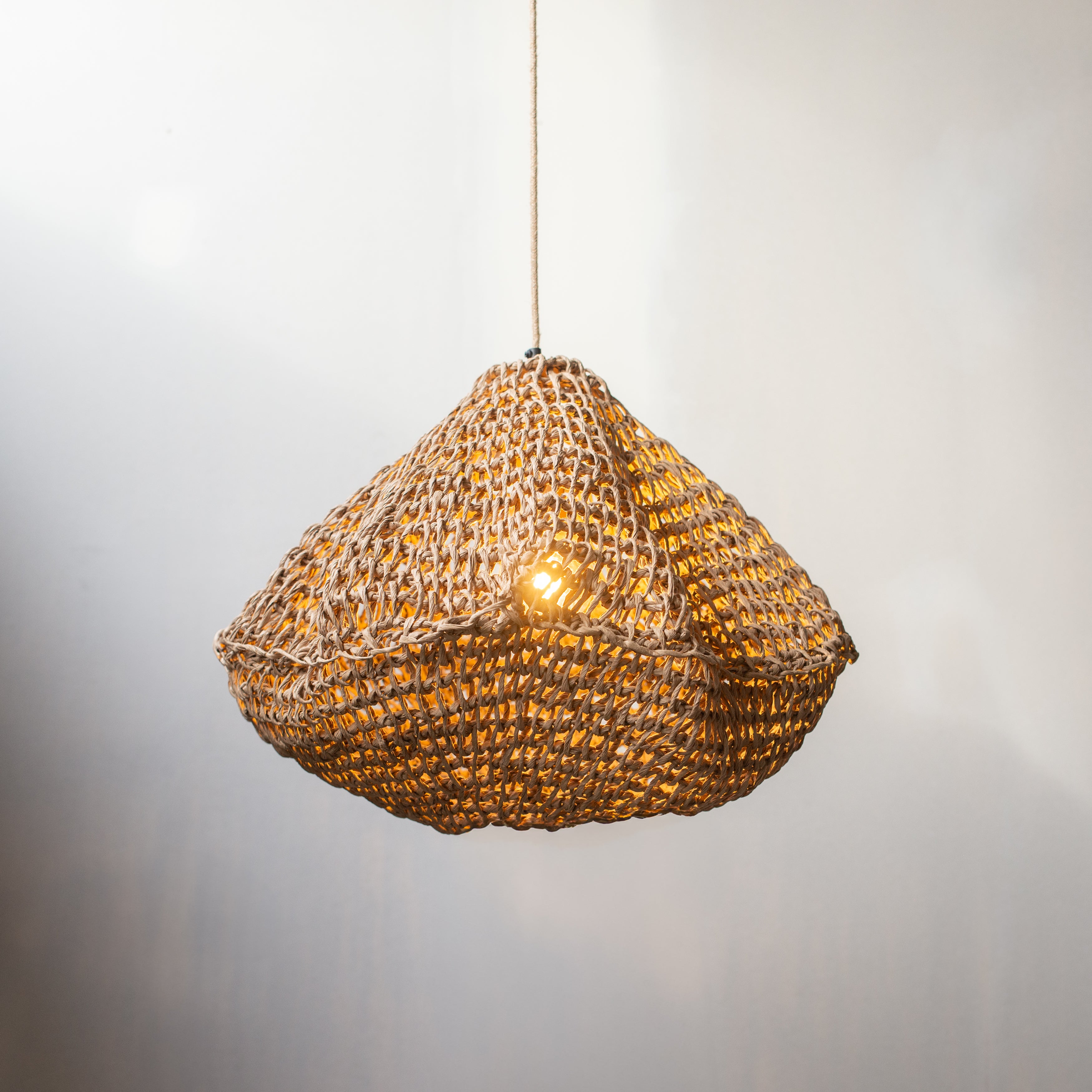 Lumi | Woven Pendant | Piatta