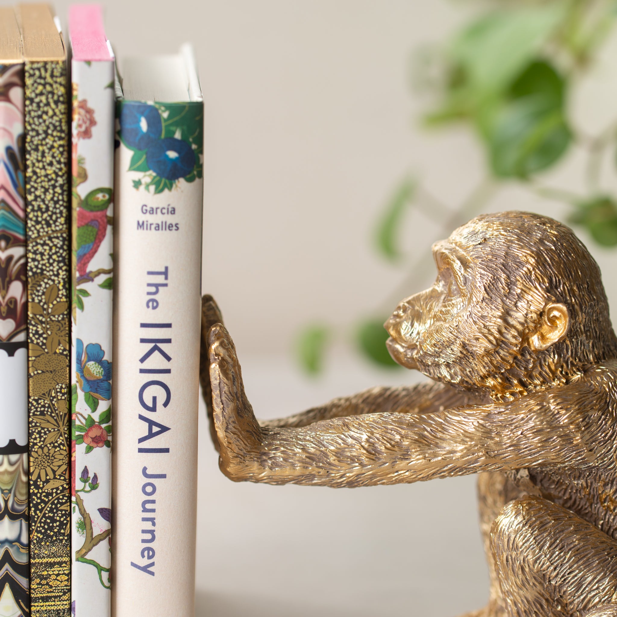 Gold Monkey Bookends | Nsuku