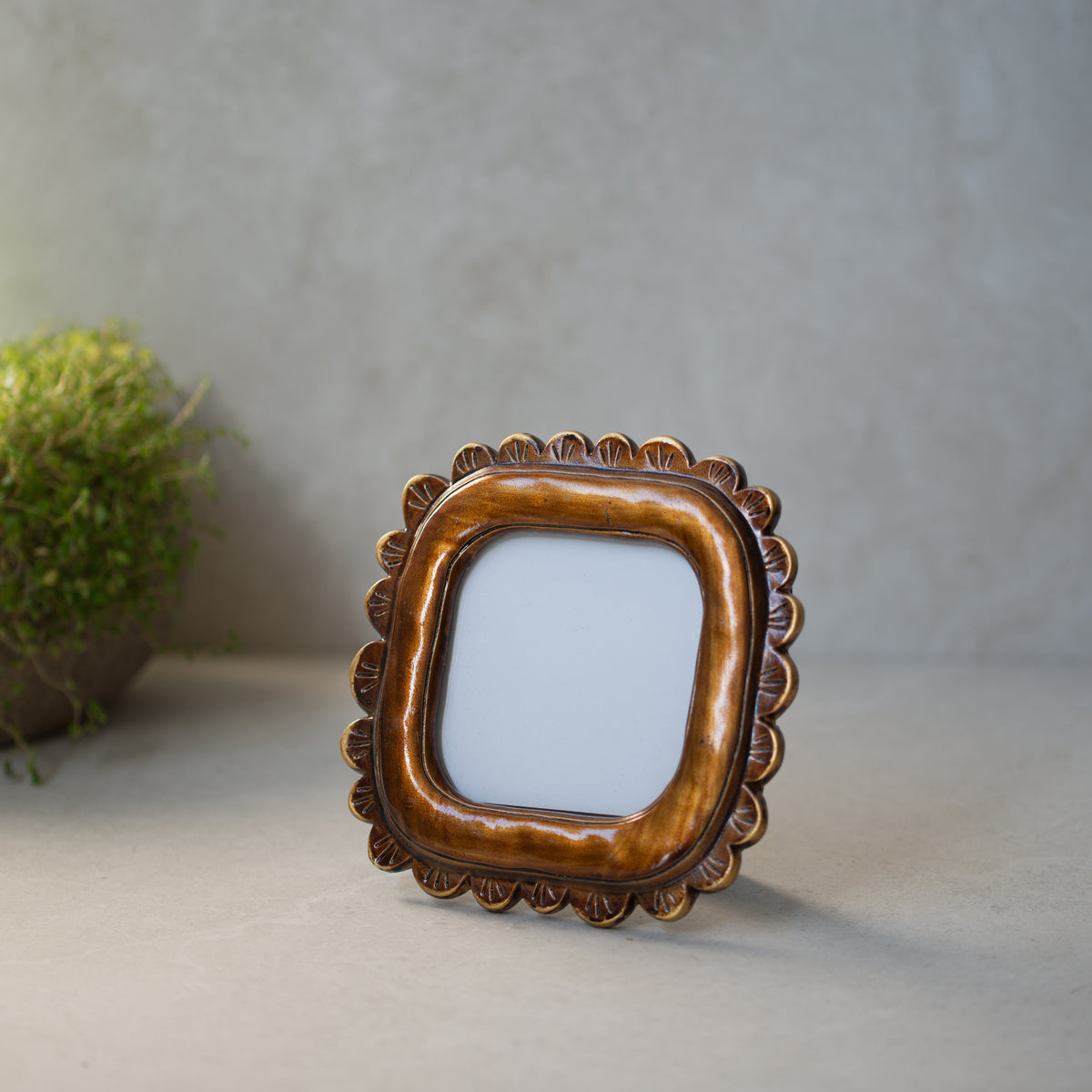 Photo Frame | Petal | Burnished