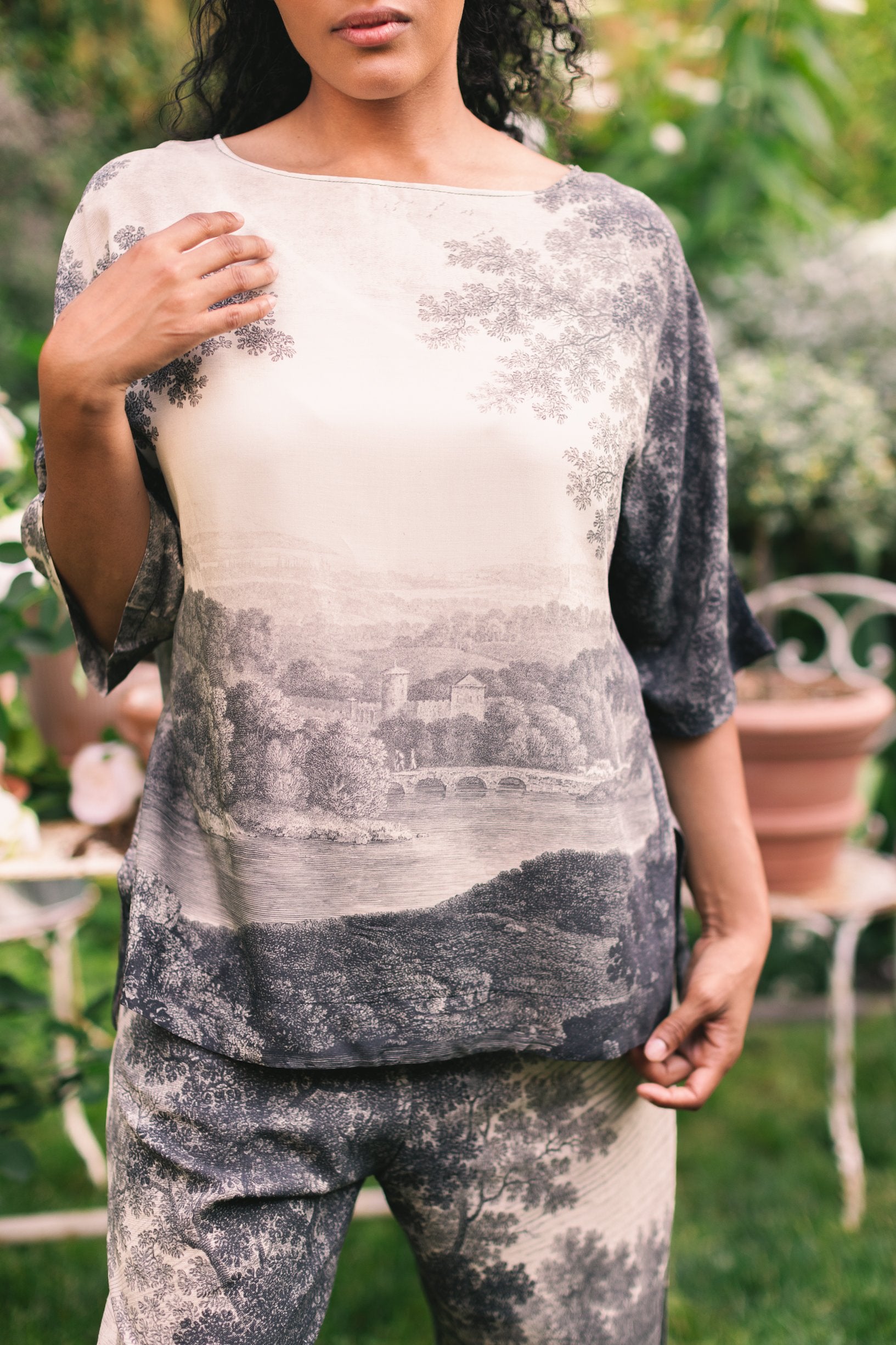 Luxe Tee | Still I Rise