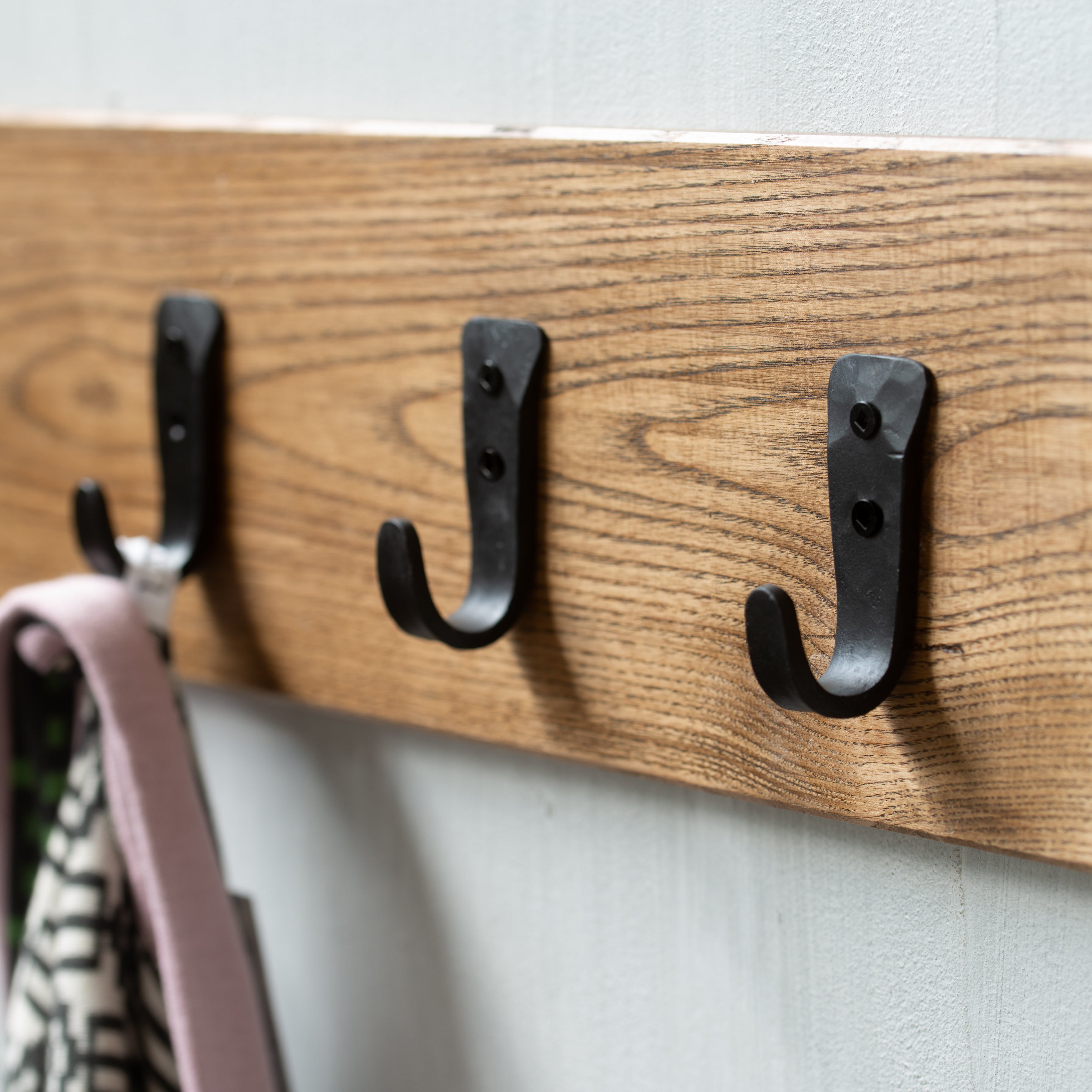 Forged | Stub Hook | Black