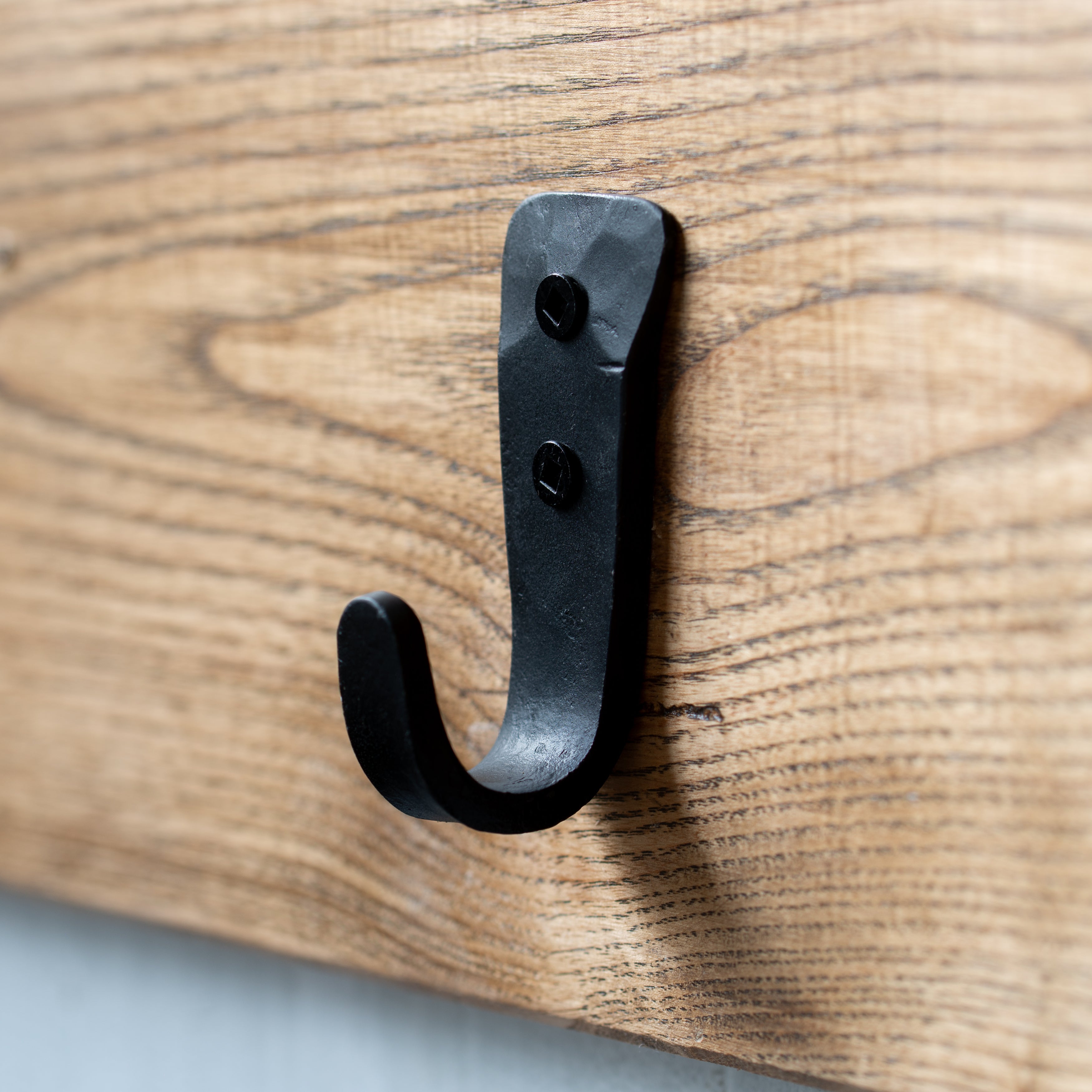 Forged | Stub Hook | Black