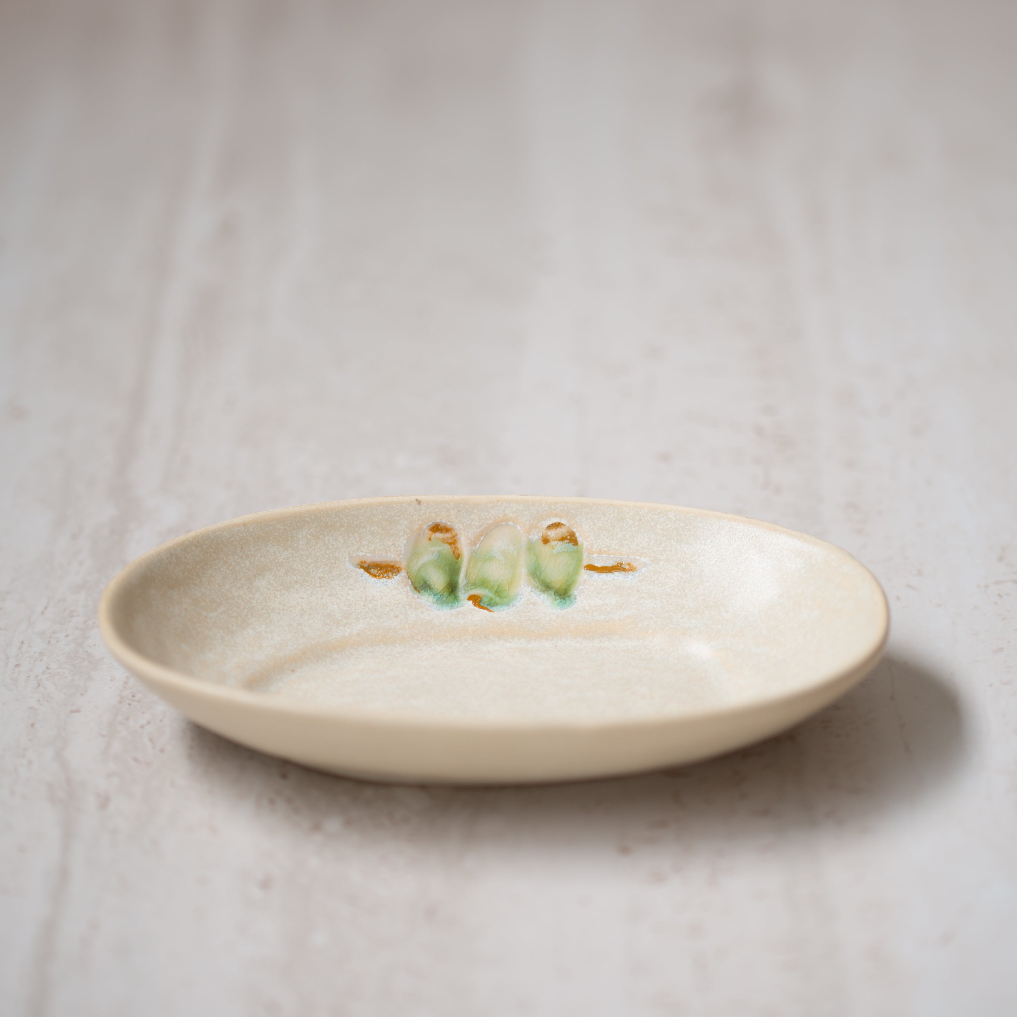 Tripla Oliven | Ceramic Plate | Small