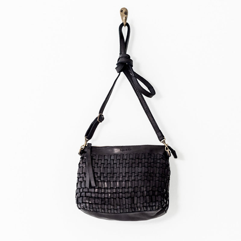 Juju & Co. | Woven Pouch Bag | Black