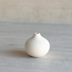 Ecru Beaded Vase | Medium