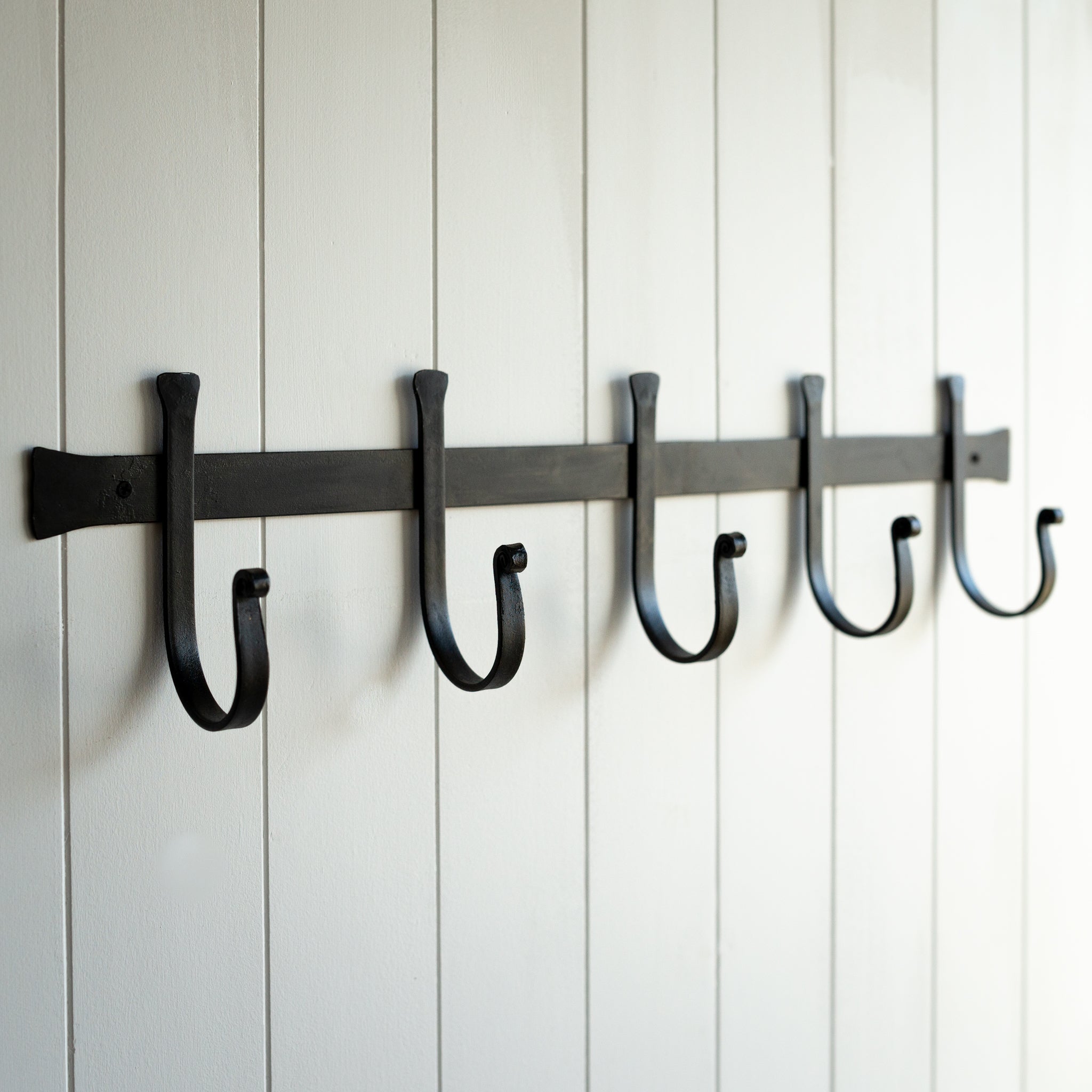 Iron Five Hook | Brush Black