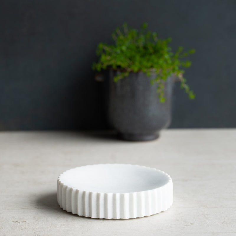 White Ribbed Marble Soap Dish | Round